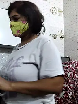 illay love online show from 12-15-25, 03:38