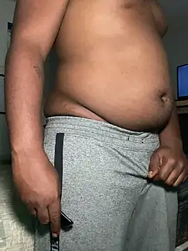 Snapshot of growernotshower29 chatting on 12-14-24, 09:18 growernotshower29 online show from 12-14-24, 09:18