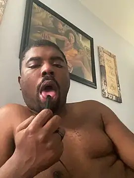 Snapshot of growernotshower29 chatting on 01-09-25, 08:33 growernotshower29 online show from 01-09-25, 08:33