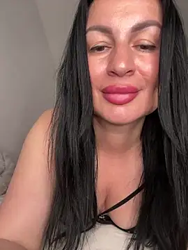 Helena7077 online show from 05-12-26, 11:35