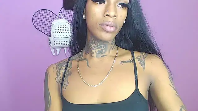 Snapshot of badgirls_cx chatting on 12-16-24, 05:00 badgirls cx online show from 12-16-24, 05:00