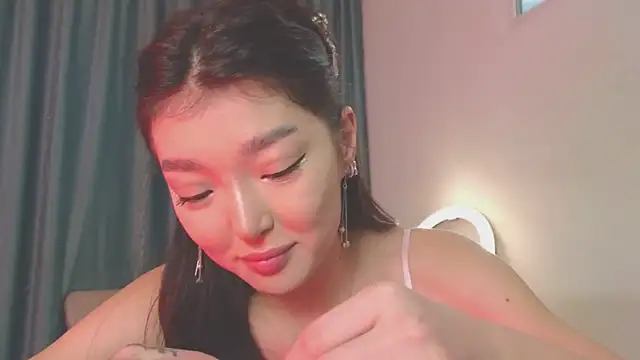 Snapshot of AudreyMell chatting on 02-06-26, 01:36 AudreyMell online show from 02-06-26, 01:36