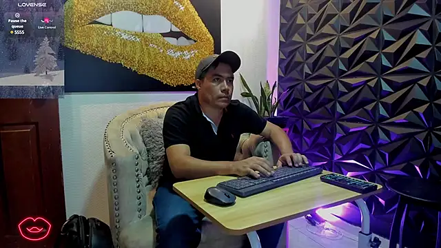 Jhonatan Morales S online show from 02-04-25, 07:55