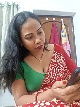 DREAM GIRL-30 online show from 02-13-25, 12:21