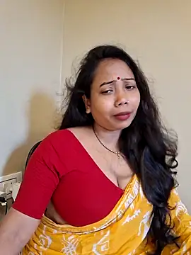 Snapshot of DREAM_GIRL-30 chatting on 06-23-26, 03:37 DREAM GIRL-30 online show from 06-23-26, 03:37