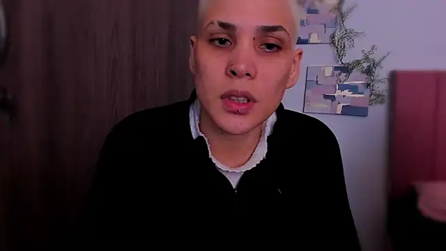 Charlee pink online show from 02-03-26, 06:51