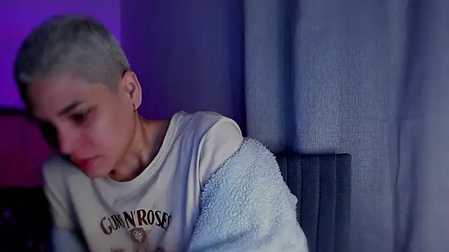 Charlee pink online show from 02-22-26, 08:51