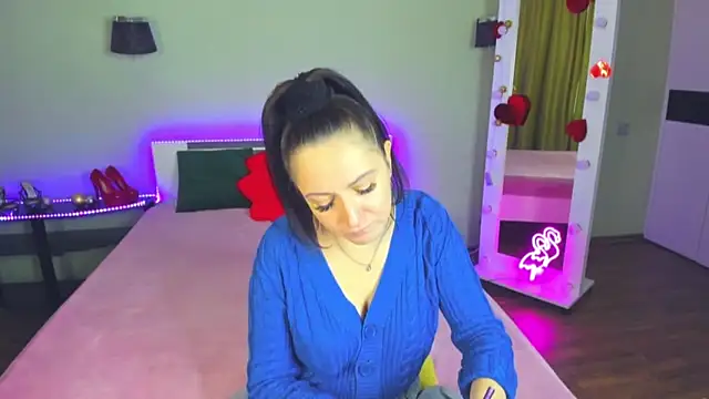 AngellLika online show from 10-18-25, 12:50