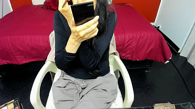 Snapshot of Abrillee1 chatting on 01-31-25, 07:29 Abrillee1 online show from 01-31-25, 07:29