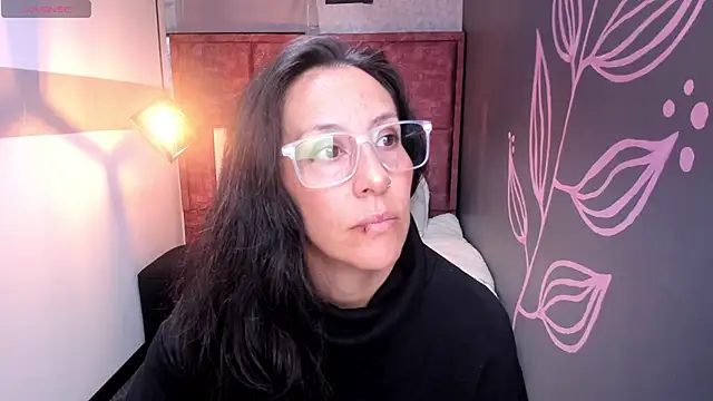 Snapshot of Abrillee1 chatting on 11-08-25, 11:43 Abrillee1 online show from 11-08-25, 11:43