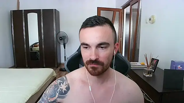 Snapshot of mu5clemania2 chatting on 07-16-26, 11:05 mu5clemania2 online show from 07-16-26, 11:05