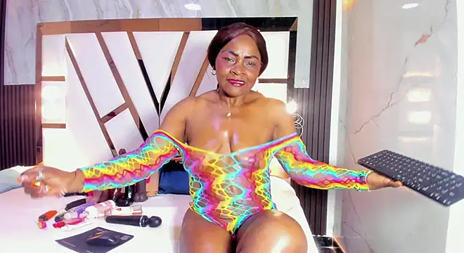 lola hornei online show from 11-05-25, 11:32