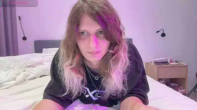 Alice Pinkhead online show from 11-27-25, 10:28