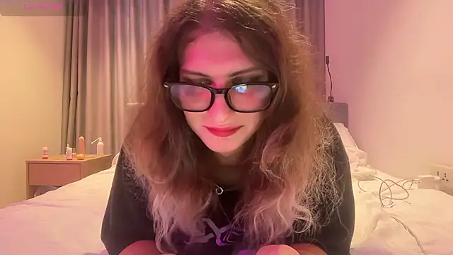 Alice Pinkhead online show from 02-26-26, 06:56