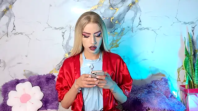 BrianaSchafer online show from 03-18-26, 02:04