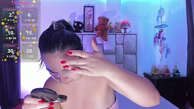 brianaGuzman online show from 12-18-25, 06:14