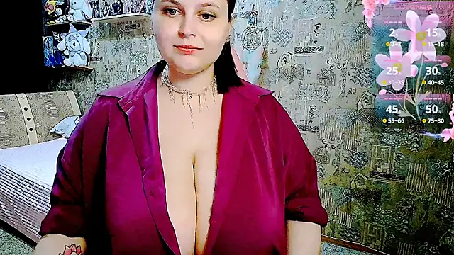 WhisperInTheDarkk online show from 07-28-26, 09:03