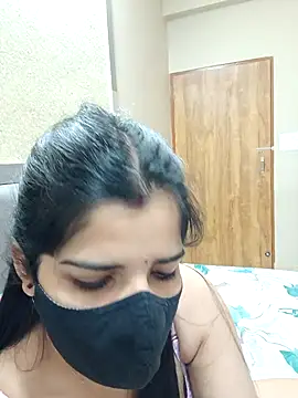 Snapshot of aaliya_bhattt chatting on 01-27-25, 08:07 aaliya bhattt online show from 01-27-25, 08:07