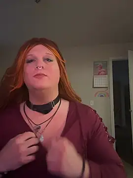 Snapshot of EmberLee chatting on 02-18-25, 11:30 EmberLee online show from 02-18-25, 11:30