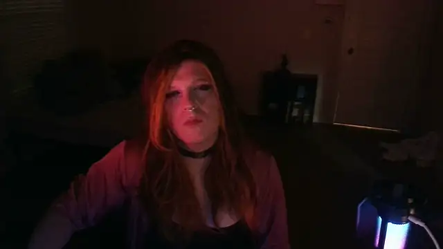 Snapshot of EmberLee chatting on 02-27-25, 03:36 EmberLee online show from 02-27-25, 03:36