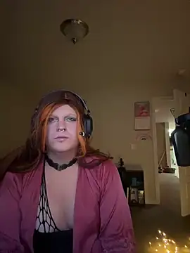 EmberLee online show from 02-28-25, 01:26