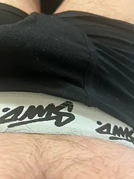 Snapshot of Napoletano17 chatting on 02-26-26, 01:37 Napoletano17 online show from 02-26-26, 01:37