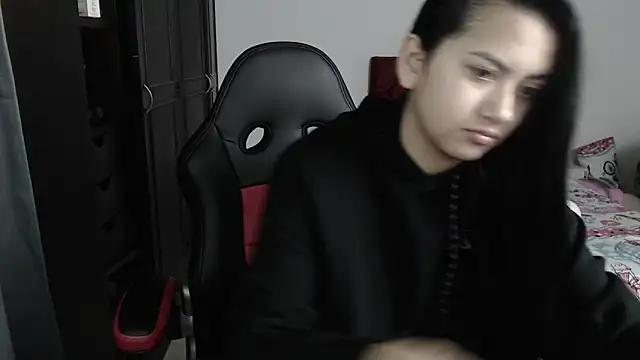 kayla k18 online show from 02-06-25, 10:53