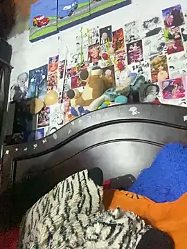 dafne19  online show from 09-25-25, 05:00