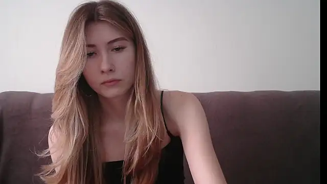 ErikaShyy online show from 02-13-25, 10:34