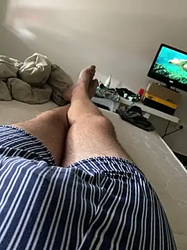 Snapshot of Julian_23312 chatting on 02-02-26, 05:11 Julian 23312 online show from 02-02-26, 05:11