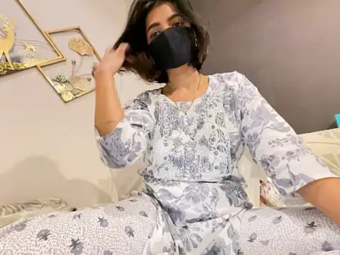 MaYaa  11 online show from 03-18-25, 05:21