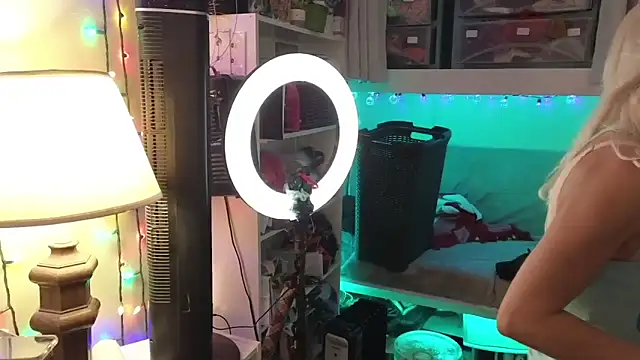 cunty tranny lydia online show from 02-28-26, 05:19