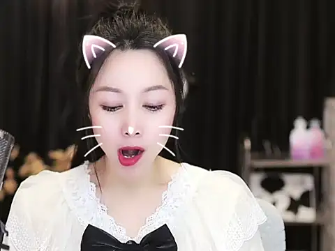 Nuyoah-77 online show from 03-15-25, 04:43