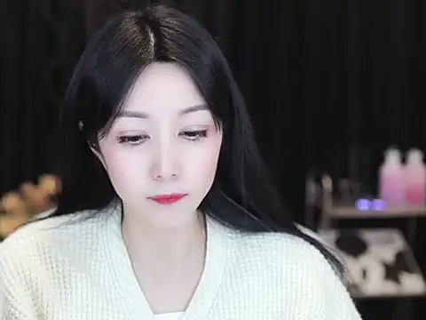 Nuyoah-77 online show from 01-18-26, 01:48