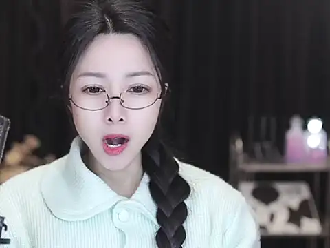 Nuyoah-77 online show from 03-15-26, 08:20