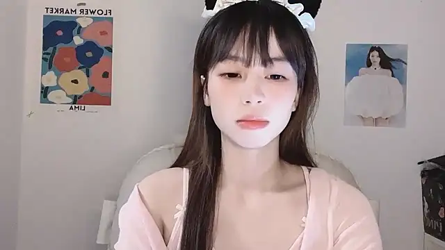 -Hottie online show from 11-26-25, 03:57