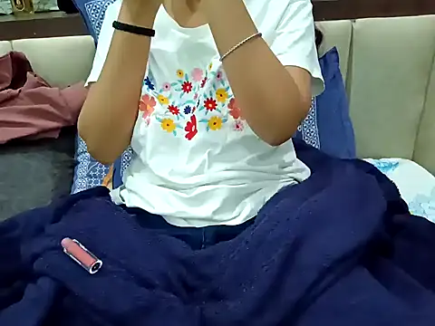 GoldnessAishu online show from 12-23-24, 08:14