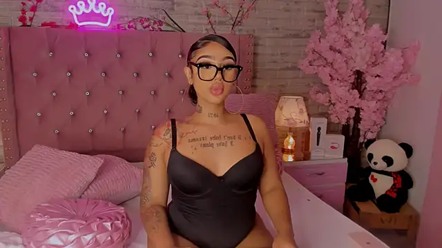 Mia Jansen online show from 09-28-25, 01:27