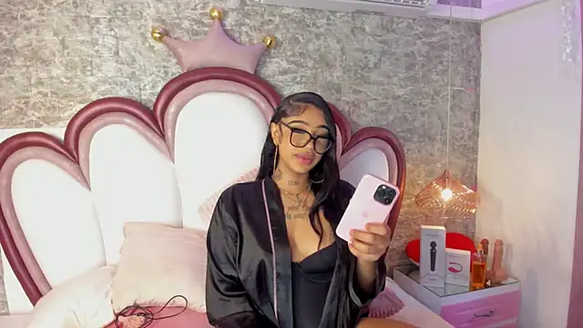 Mia Jansen online show from 03-09-26, 01:37