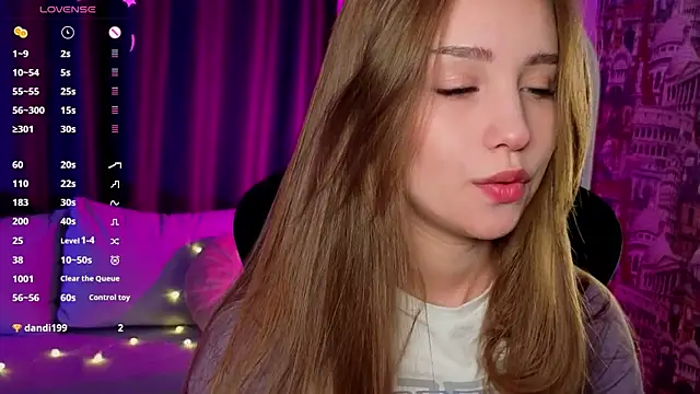 Alice loft online show from 10-18-25, 02:36