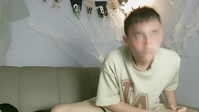 zacariasss  online show from 11-03-25, 03:19