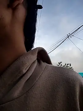 Valentinacuc online show from 12-17-25, 12:44