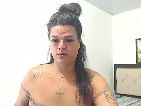 eloisaath online show from 02-12-26, 02:34