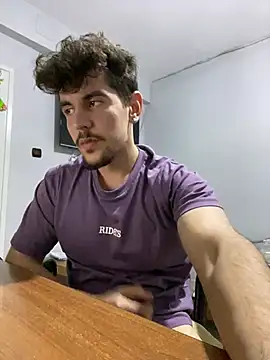 AKAdogukann online show from 03-20-25, 03:47