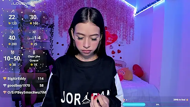 cat kitty18  online show from 02-15-25, 07:50