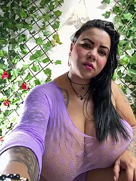 alicia squirt big online show from 03-15-25, 05:41