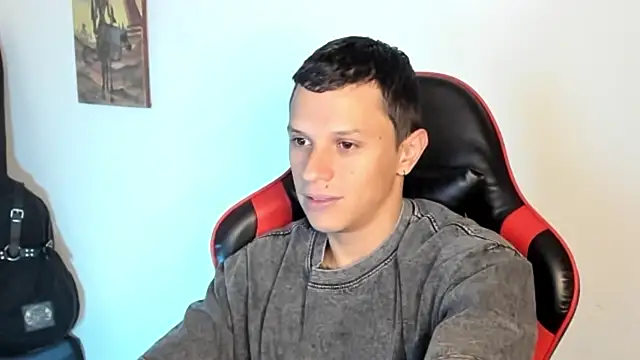 Snapshot of goodboy69l chatting on 02-09-26, 03:38 goodboy69l online show from 02-09-26, 03:38