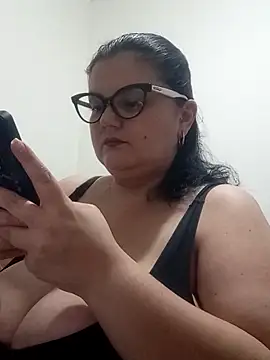 Madisonpalacio online show from 04-05-26, 10:07