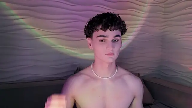 adam 21cm   online show from 02-04-25, 04:39