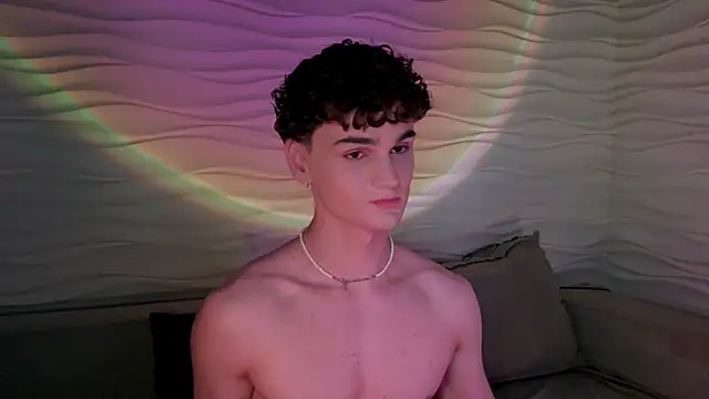 adam 21cm   online show from 02-13-25, 04:28